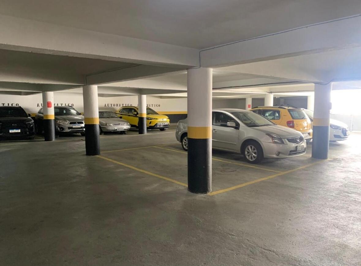 Grande No Rio No Bairro Da Lapa Com Vista Os Arcos Com Vaga De Garagem Perto De Com Portaria 24horas *