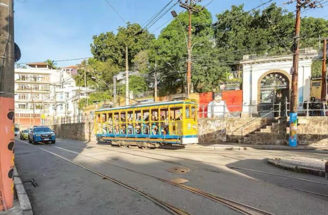 Grande No Rio No Bairro Da Lapa Com Vista Os Arcos Com Vaga De Garagem Perto De Com Portaria 24horas Apartment *